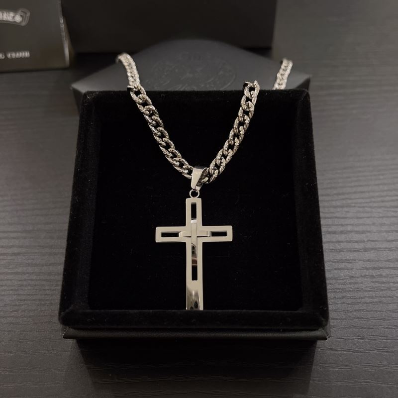 Ch**me He**ts necklaces